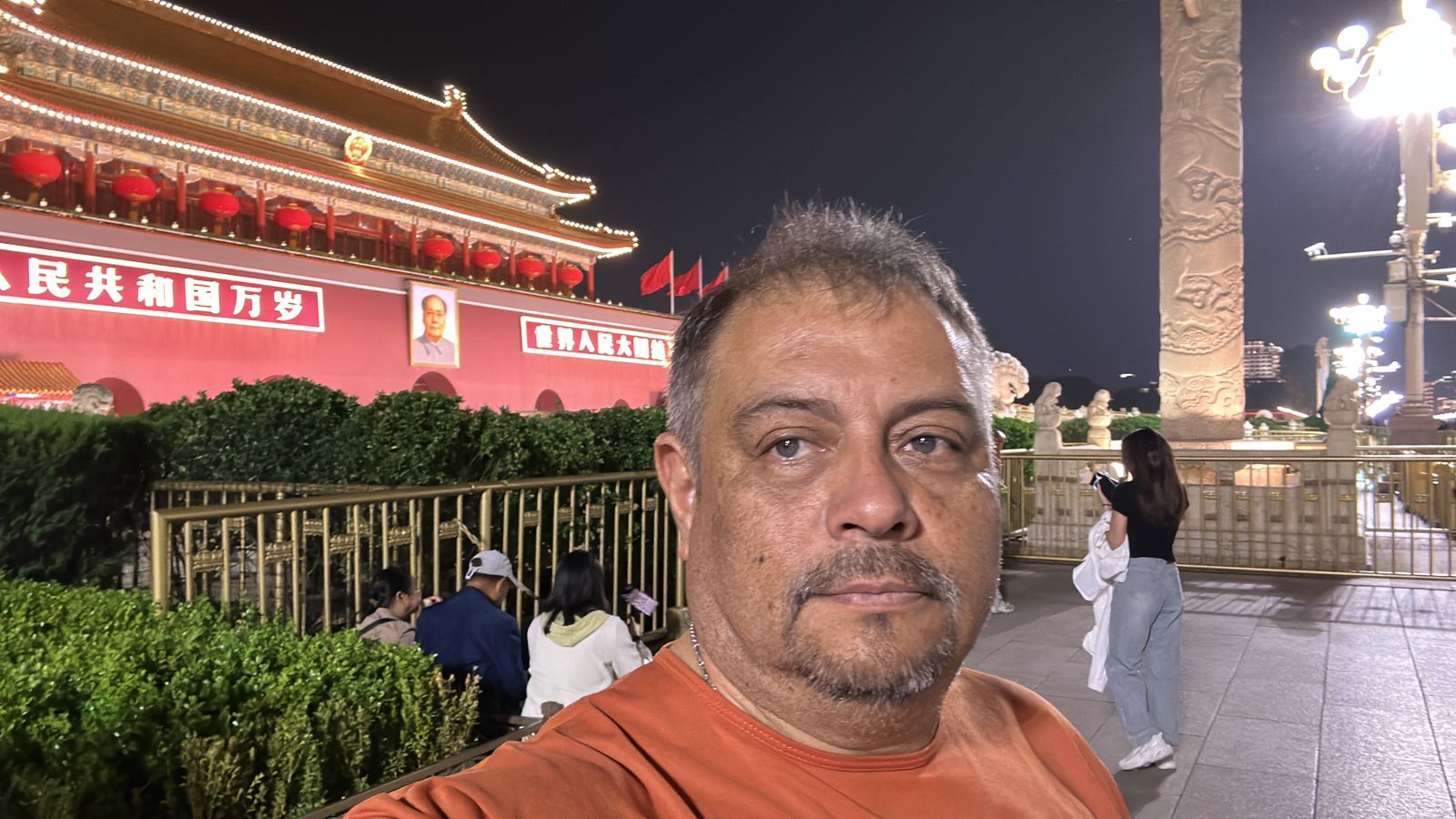 Plaza Tiananmen de noche
